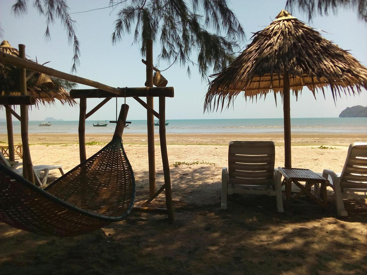 Blue Beach Resort Sam Roi Yot Exteriör bild